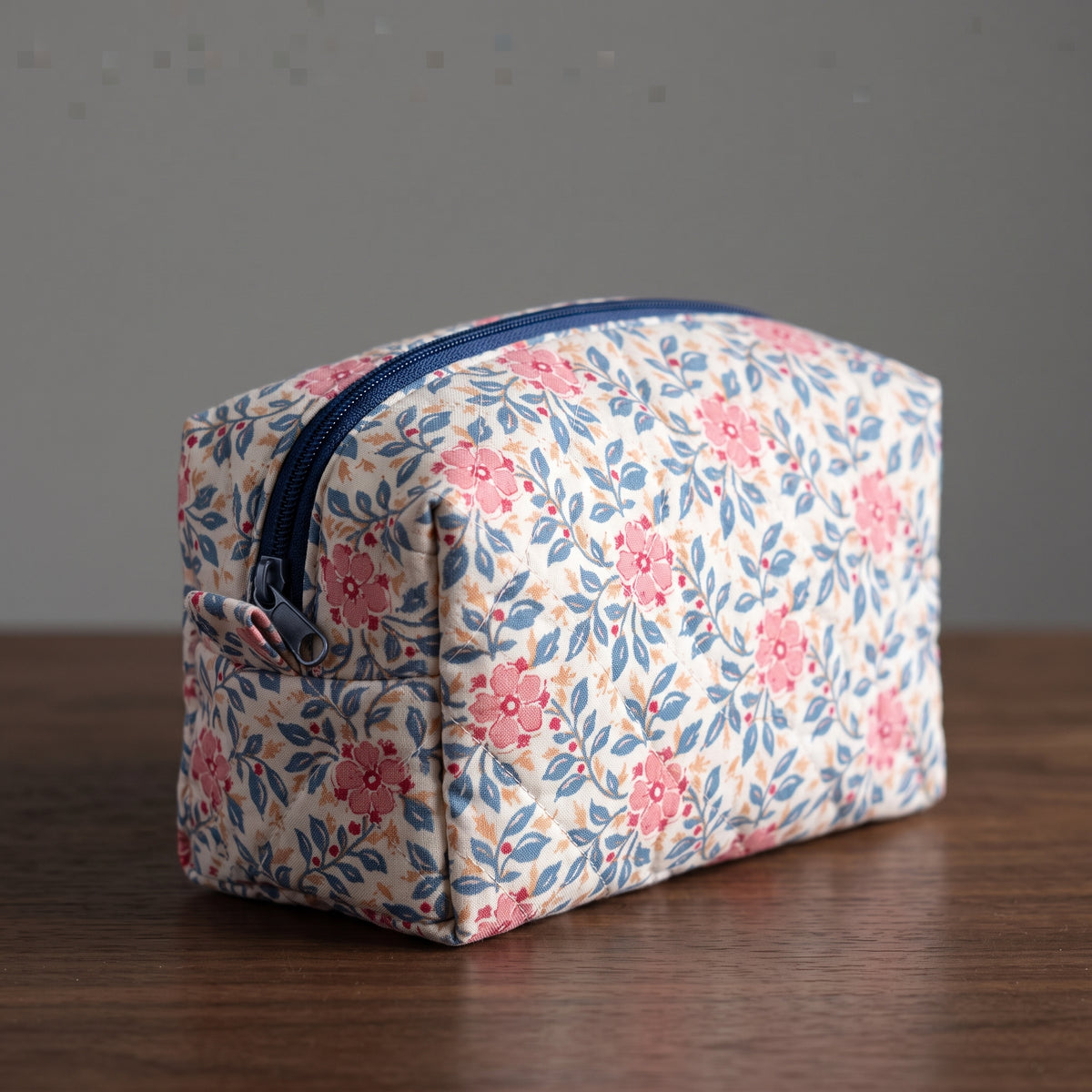 Quilted Zip Pouch Sewing Pattern PDF | Boxy Makeup Bag in 3 Sizes | Fat Quarter Friendly | Beginner Zipper Pouch