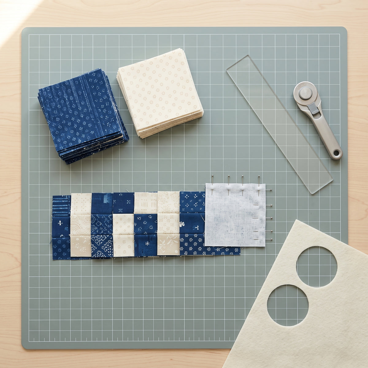 Checkers Board Sewing Pattern PDF, Quilted Draughts Game Mat