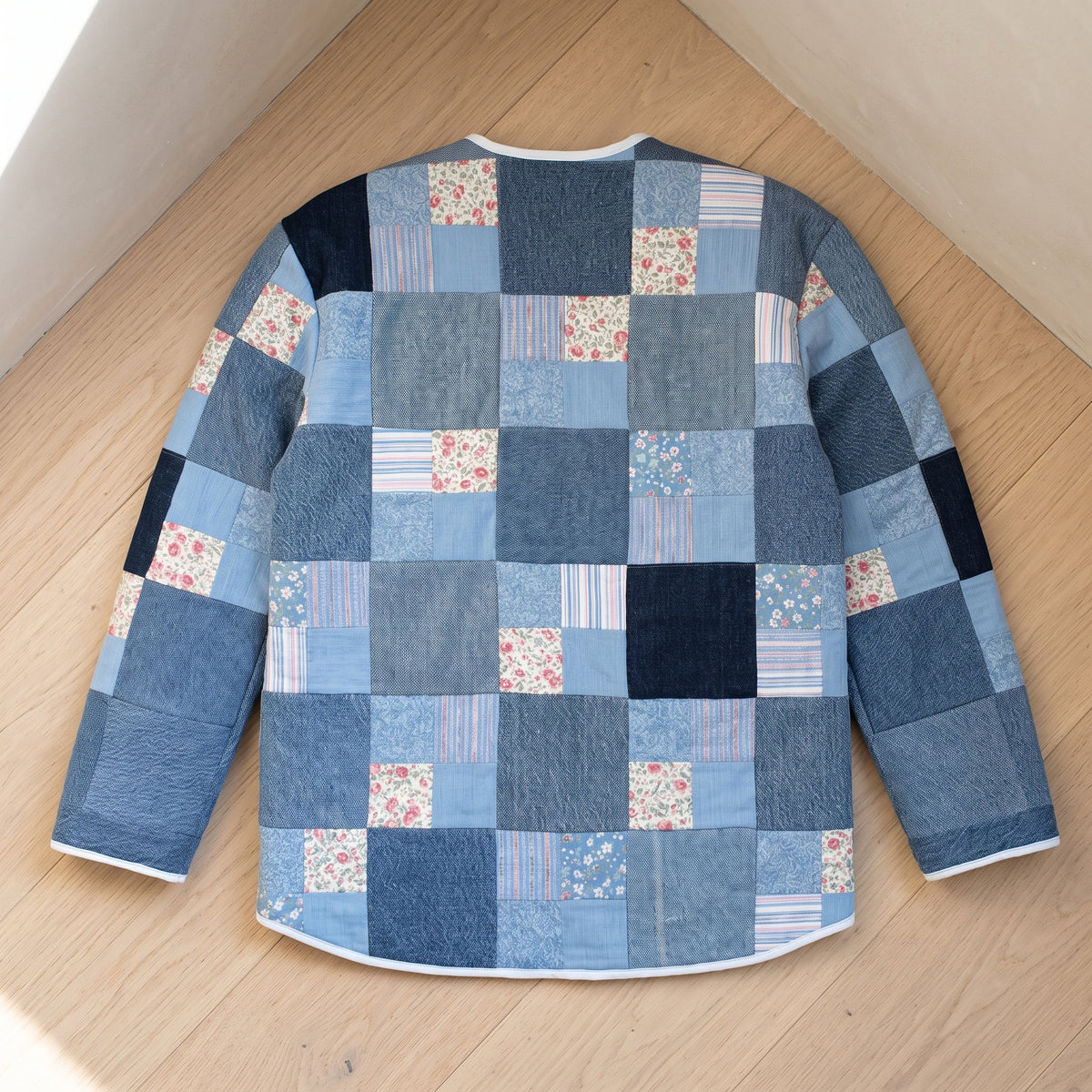 Denim Patchwork Jacket Pattern PDF - Boxy Quilted Jacket from Recycled Jeans - Bound Edges, Snaps, Patch Pockets - Sizes XS to 4XL