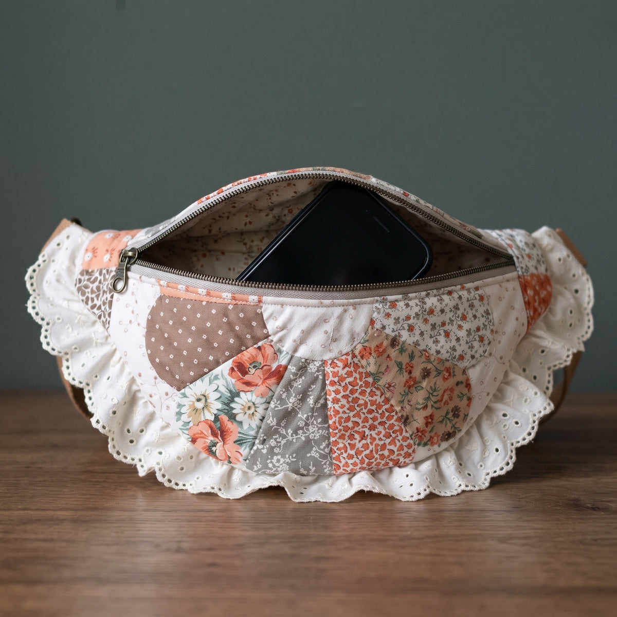 Patchwork Fanny Pack Sewing Pattern PDF, Half Moon Belt Bag with Lace Ruffle and Curved Zipper, Vintage Quilt Upcycle