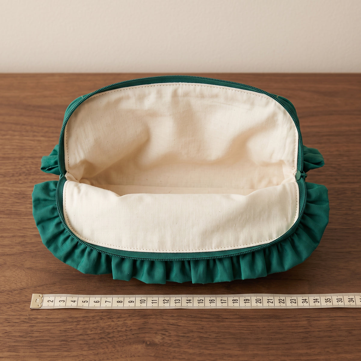 Ruffle Zipper Pouch Sewing Pattern PDF, 3 Sizes, Frill Makeup Bag