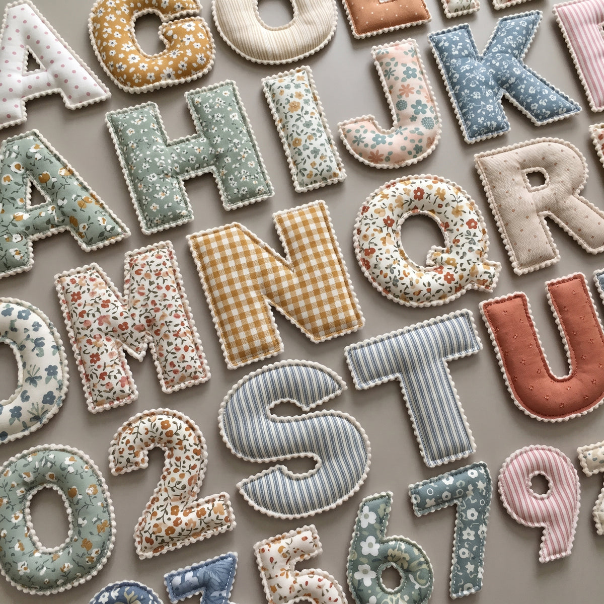 Fabric Letters Sewing Pattern PDF | Puffy Stuffed Alphabet A-Z & Numbers 0-9 | 6 Sizes 3-8 inch | Name Banner