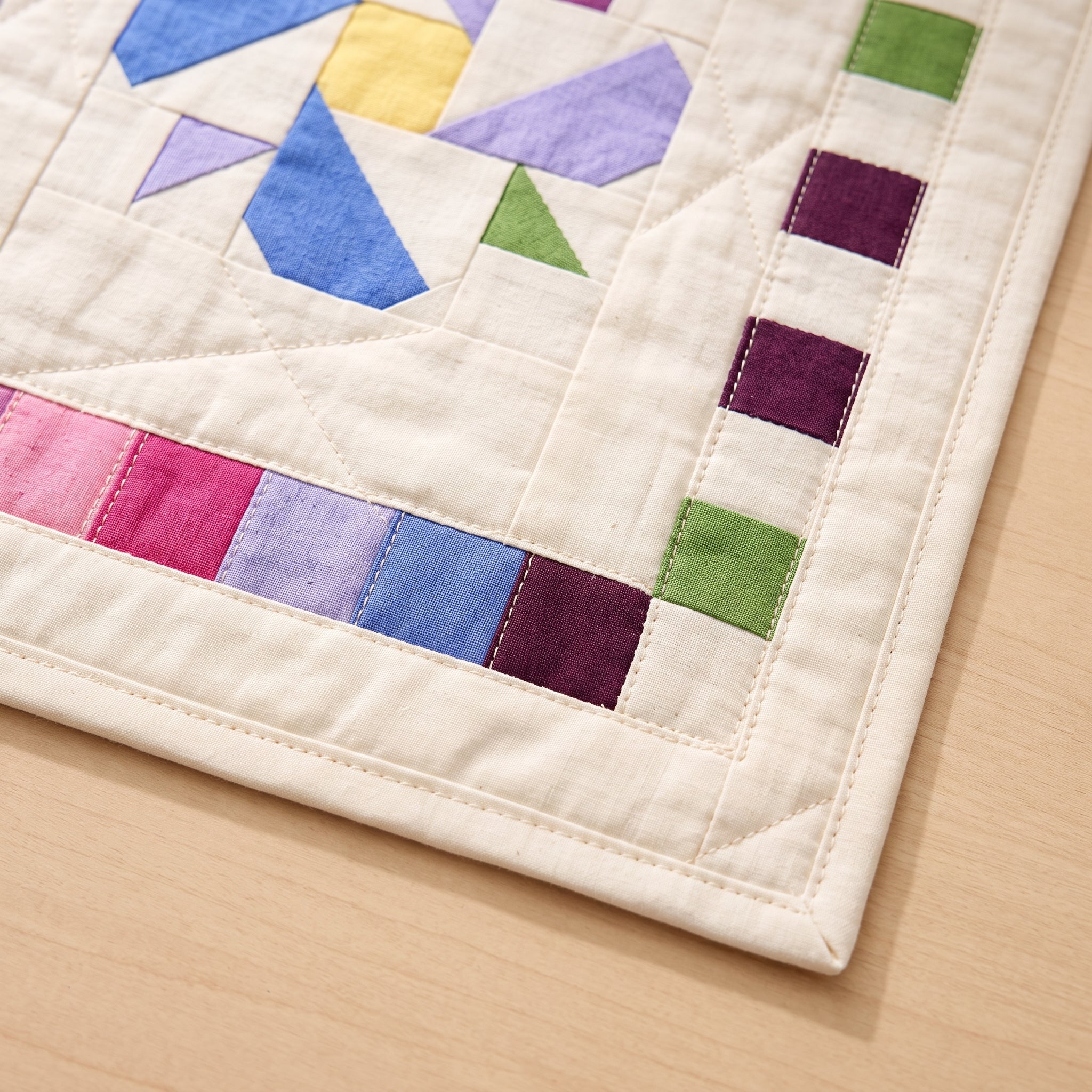 Flower Quilt Pattern PDF | Pieced Floral Quilt in Two Sizes, Baby & Lap | Fat Quarter Friendly | Instant Download Quilt Pattern