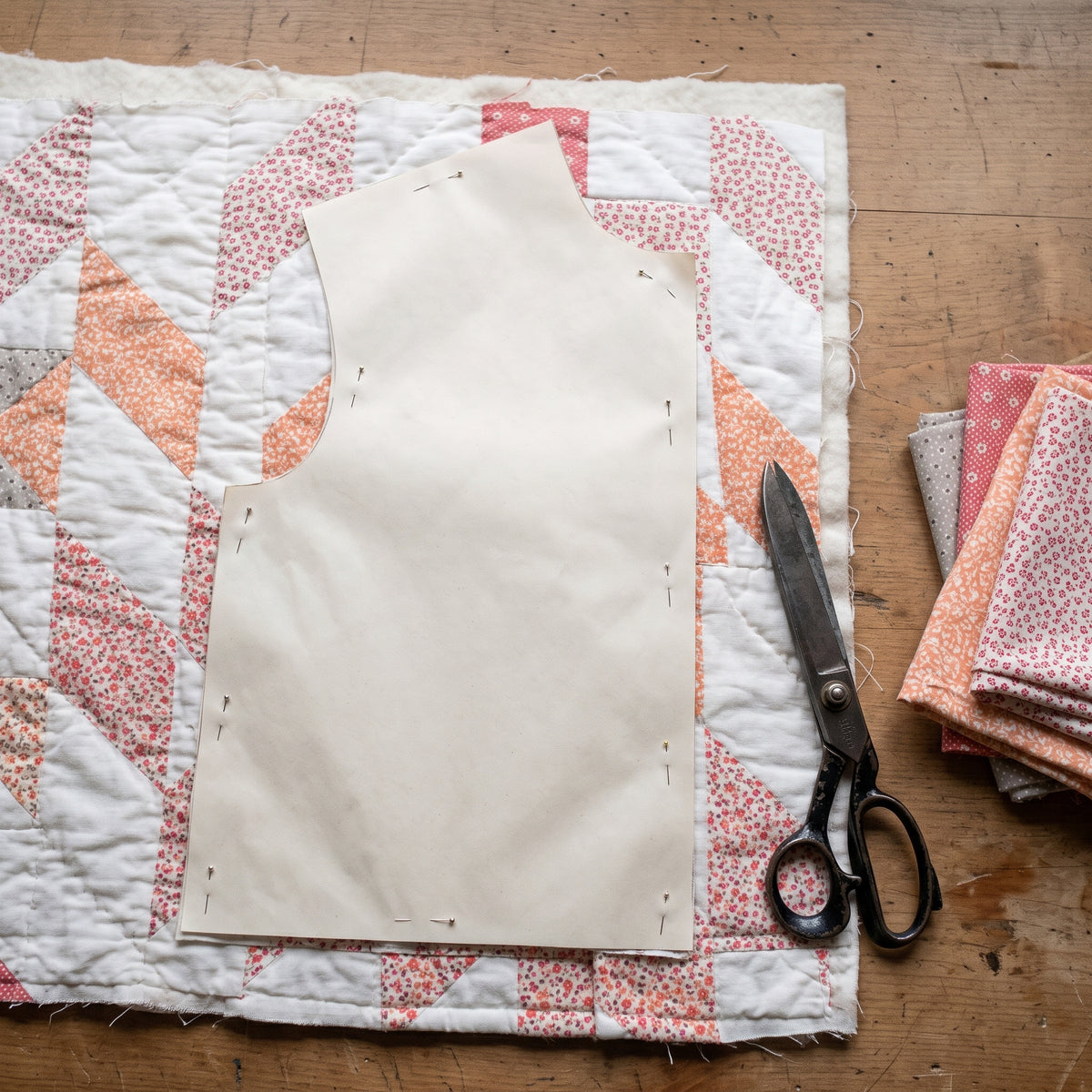 Quilt Coat Sewing Pattern PDF, Star Back Quilted Jacket with Snap Front and Collar, Vintage Quilt Upcycle, XS to 3XL